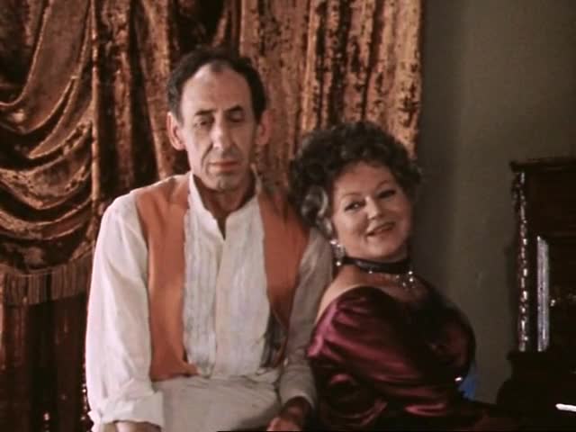 Людмила Касаткина, Владимир Басов Дуэт Каролины и Пеликана из оперетты "Принцесса цирка"