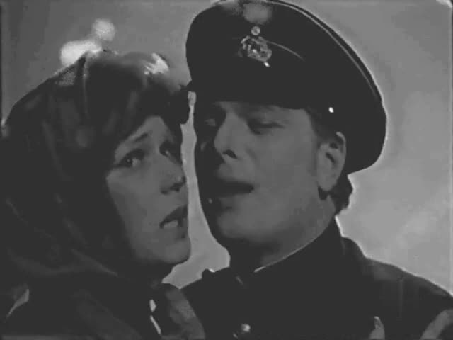 Альберт Панков, Вера Серова Дуэт Аверина и Нины из оперетты "Севастопольский вальс"