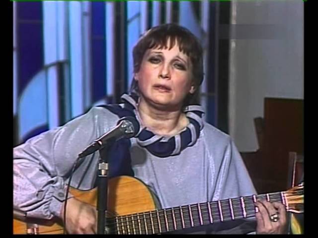 Анна Смирнова Улетели листья с тополей