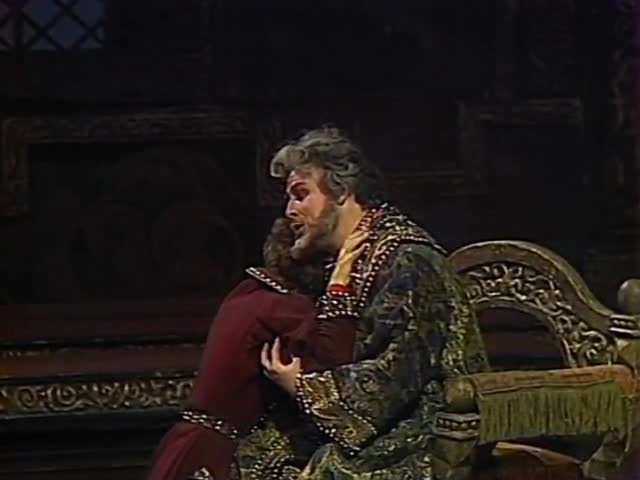 Евгений Нестеренко Финальная сцена из оперы "Борис Годунов"