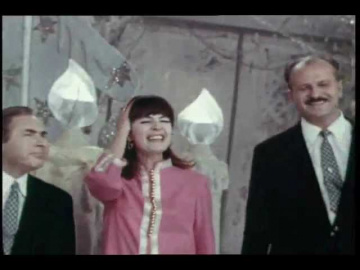 Юлия Пашковская, Юрий Тимошенко, Ефим Березин В трёхкомнатной квартире