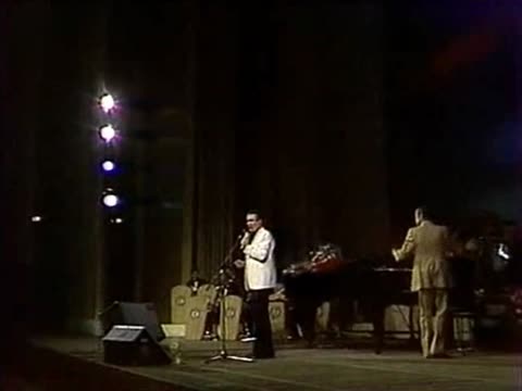 Муслим Магомаев Кони-звери