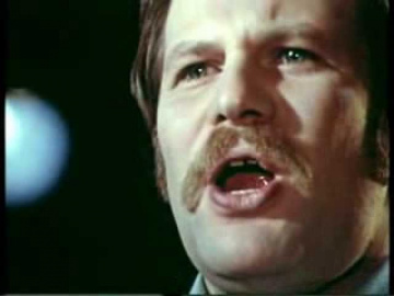 Павел Бабаков Идут батальоны